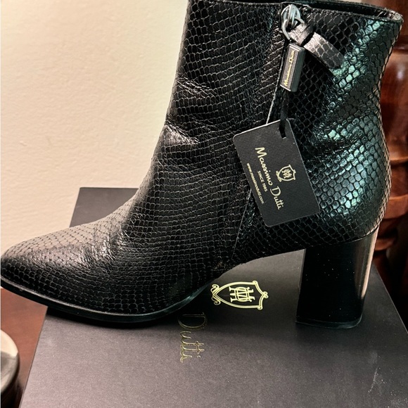 Massimo Dutti ankle boots nib - Picture 4 of 14